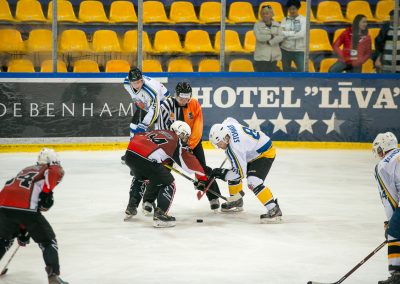 Amberpuck (101 of 1002)