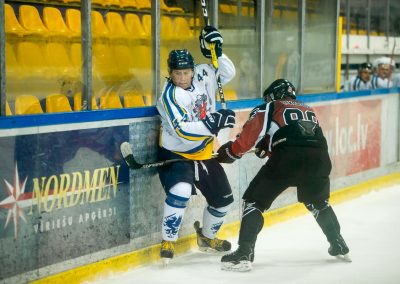 Amberpuck (146 of 1002)