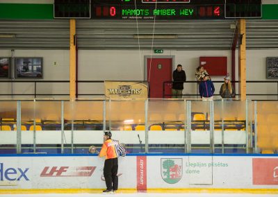 Amberpuck (372 of 1002)