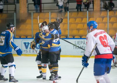 Amberpuck (505 of 1002)