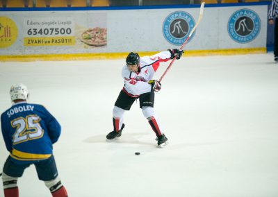 Amberpuck (510 of 1002)