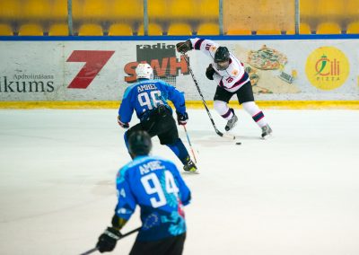 Amberpuck (569 of 1002)