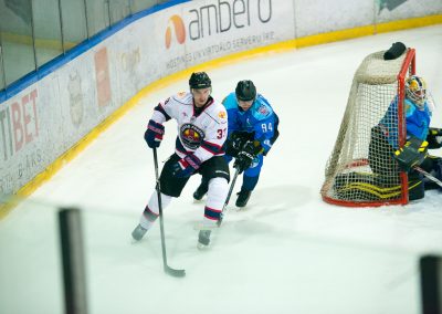 Amberpuck (586 of 1002)