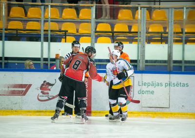 Amberpuck (84 of 1002)